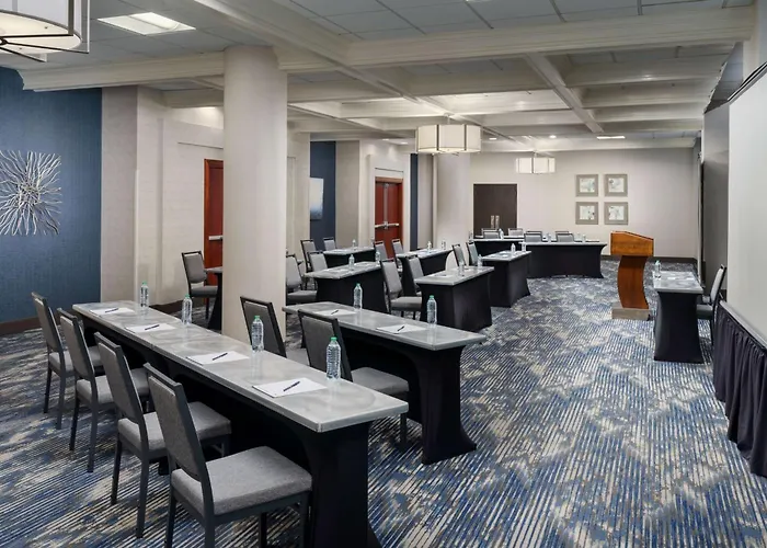 Charlotte 4 Star Hotels